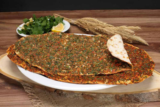 Antep Lahmacun- türkische Pizza nach Omas Rezept