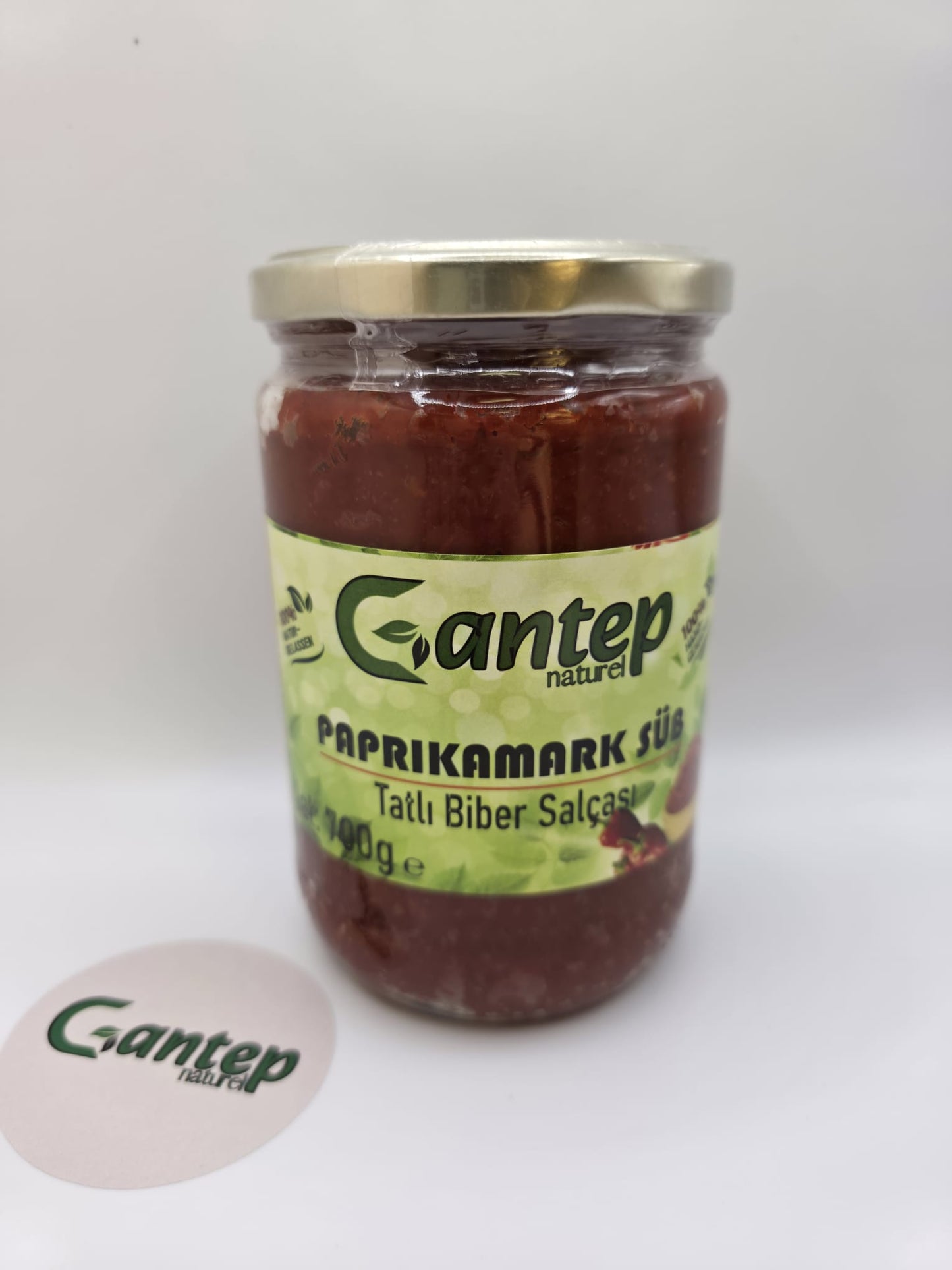 Gantep Naturel Paprikamark mild im 700g Glas, frontal fotografiert auf weißem Hintergrund.
