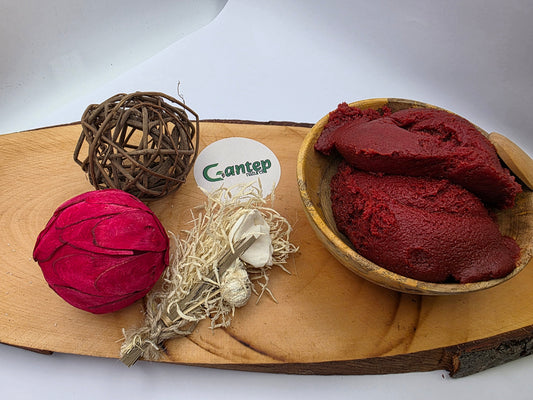 Hausgemachte Paprikasalça aus Gaziantep – Sonnengetrocknete Qualität mit Tradition