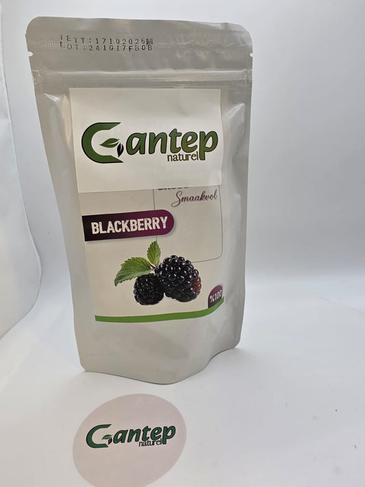 Gefriergetrocknete Brombeeren in wiederverschließbarer Verpackung von Gantep Naturel, 100 % Fruchtgehalt, 30 g Inhalt.